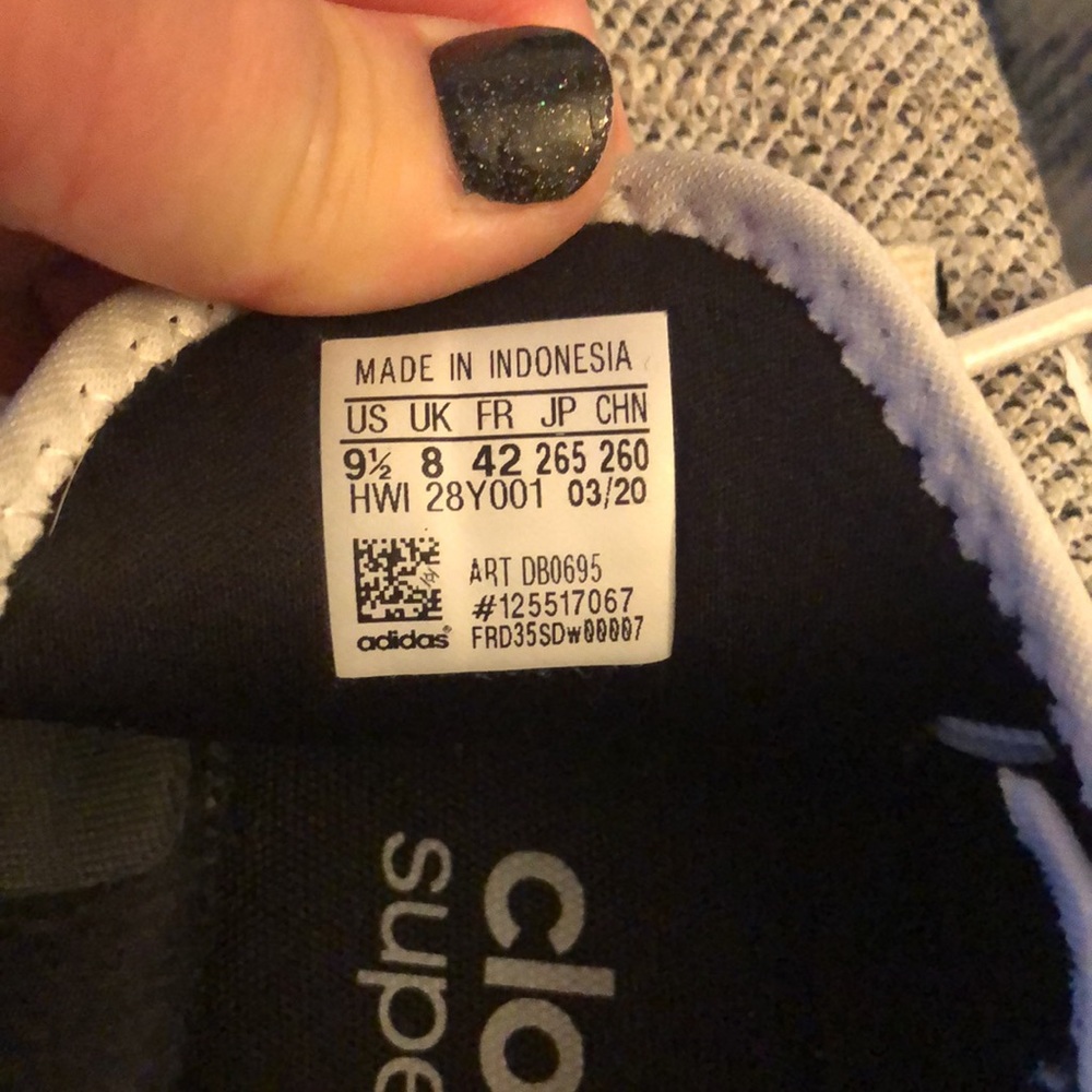 Adidas Cloudfoam shoes - Picture 3 of 5